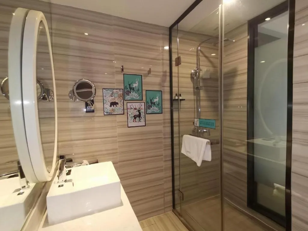 Xana Hotelle Chongqing Jiefangbei Center Branch