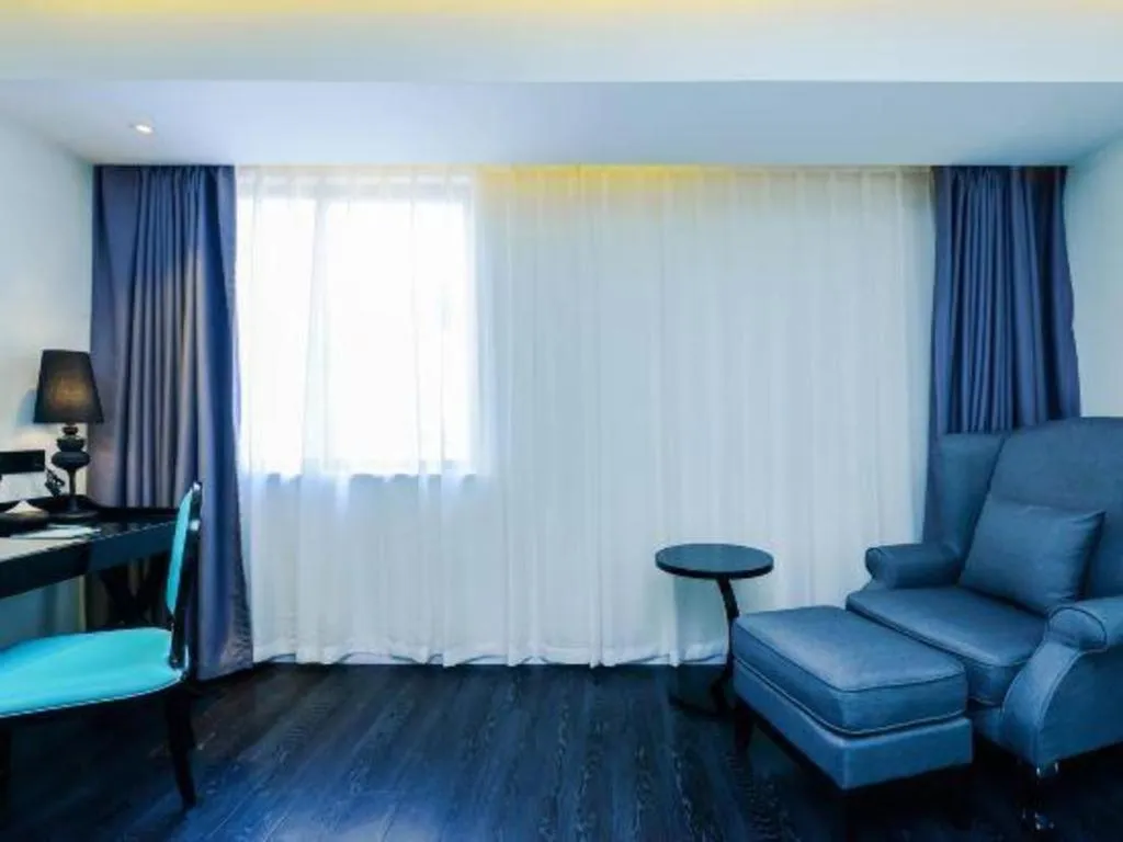 Xana Hotelle Chongqing Jiefangbei Center Branch