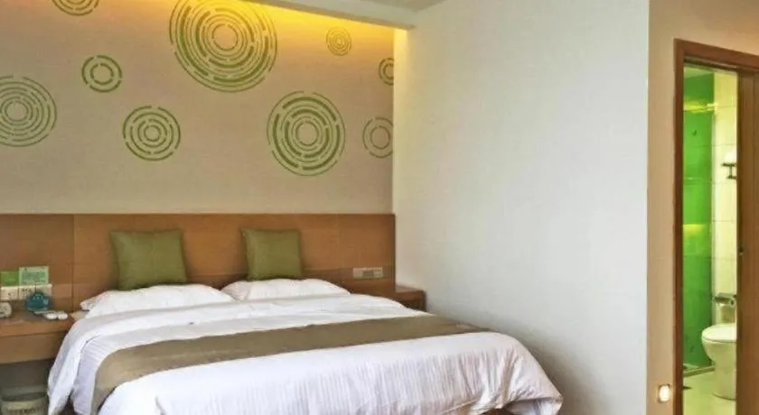 Bed in GreenTree Inn Ningbo Ninghai Beidou North Road Express Hotel