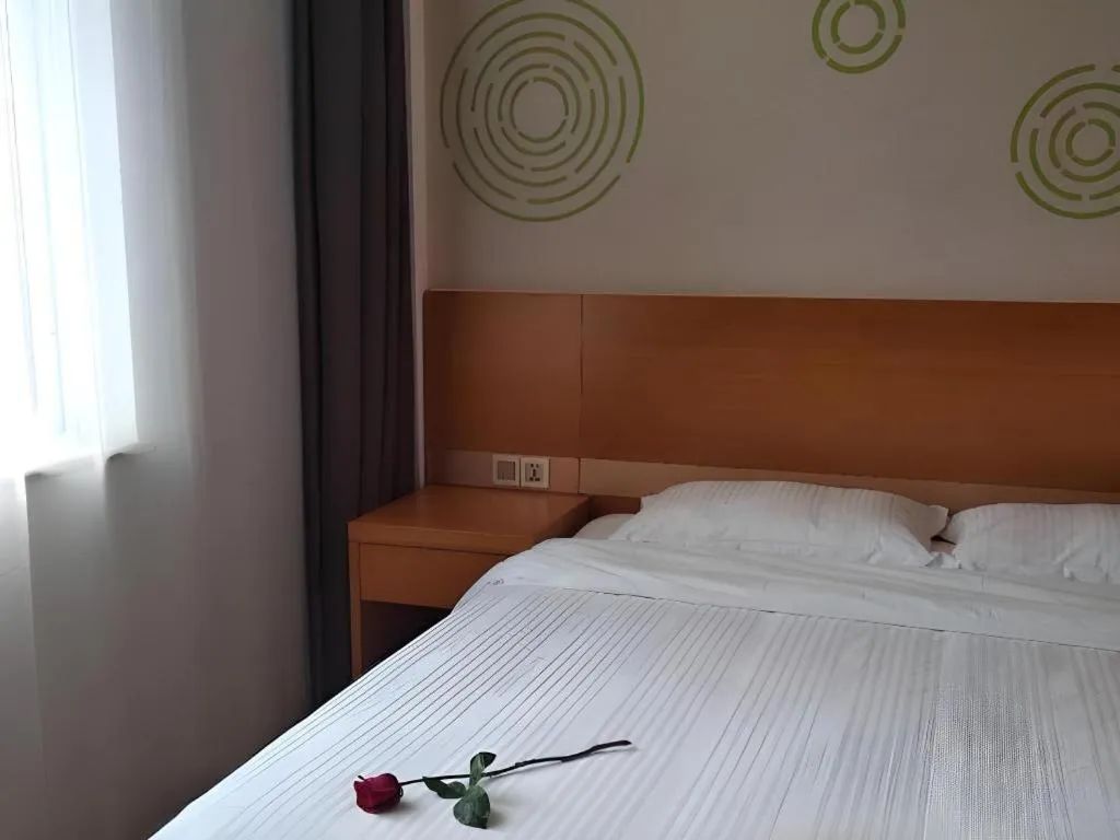 Bed in GreenTree Inn Anqing Yuexixian Wenquan Branch