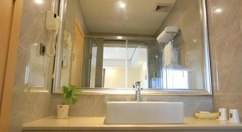 GreenTree Alliance Foshan West Station Luowu Road Hotel