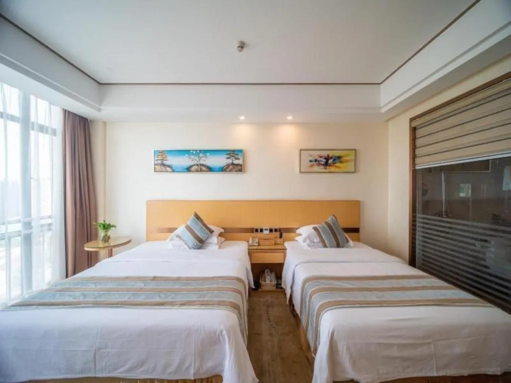 Bed in GreenTree Alliance Foshan West Station Luowu Road Hotel