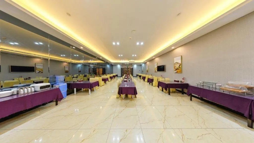 GreenTree Alliance Foshan West Station Luowu Road Hotel