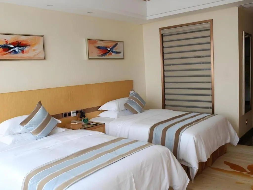 Bed in GreenTree Alliance Foshan West Station Luowu Road Hotel