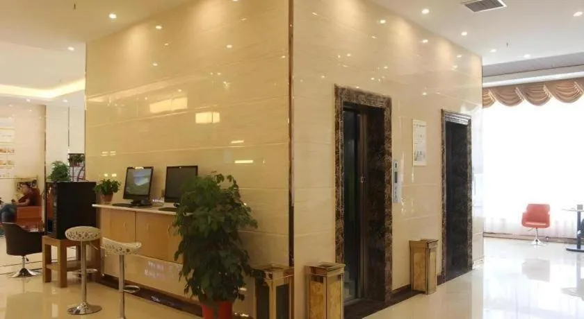 GreenTree Inn Shandong Heze Caoxian Zhuangzhai Town Oriental Times City Business Hotel