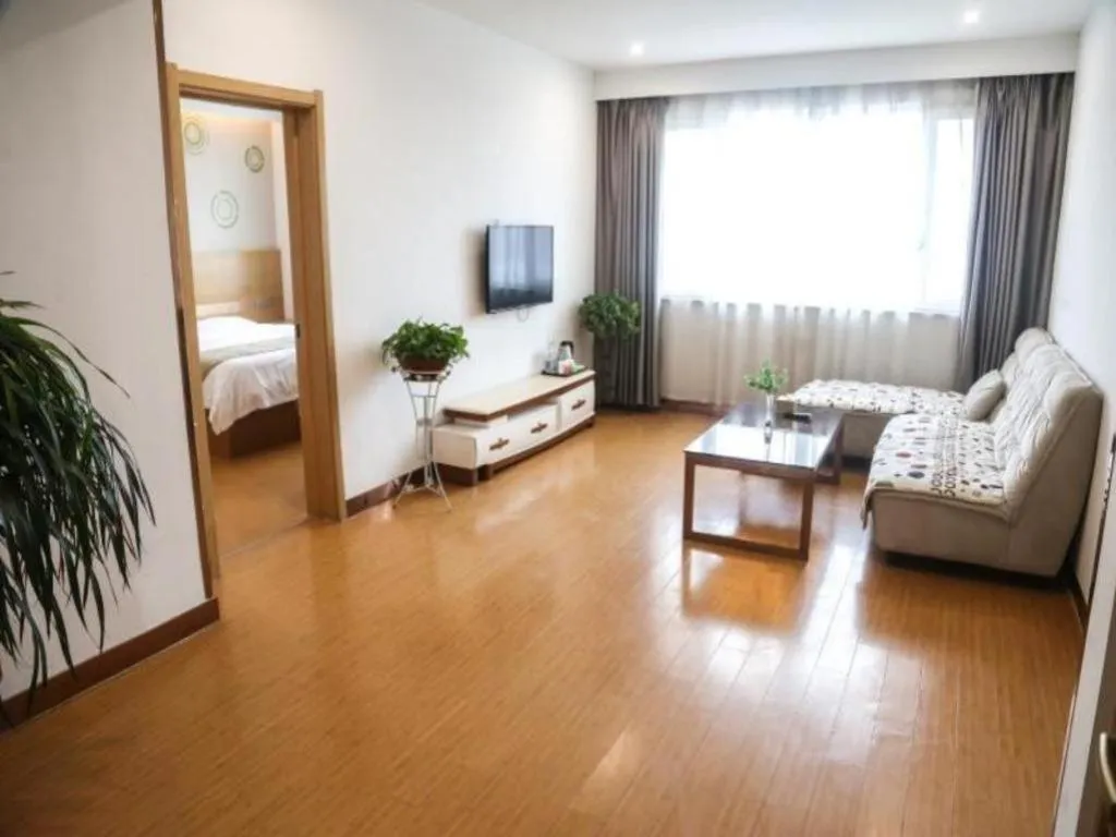 Bed in GreenTree Inn Shandong Heze Caoxian Zhuangzhai Town Oriental Times City Business Hotel