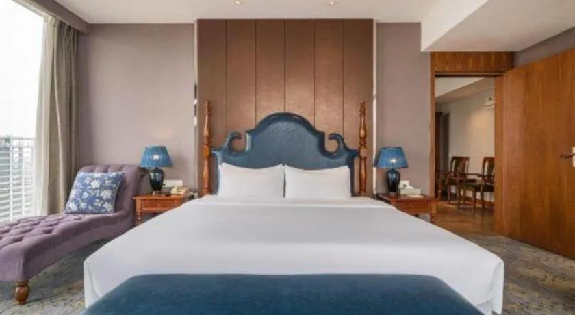 Bed in Hengding Century Hotel Chengdu