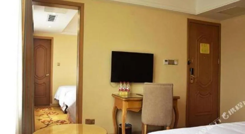 Bed in Vienna 3 Best Shanghai Baoshan Fengxiang Road