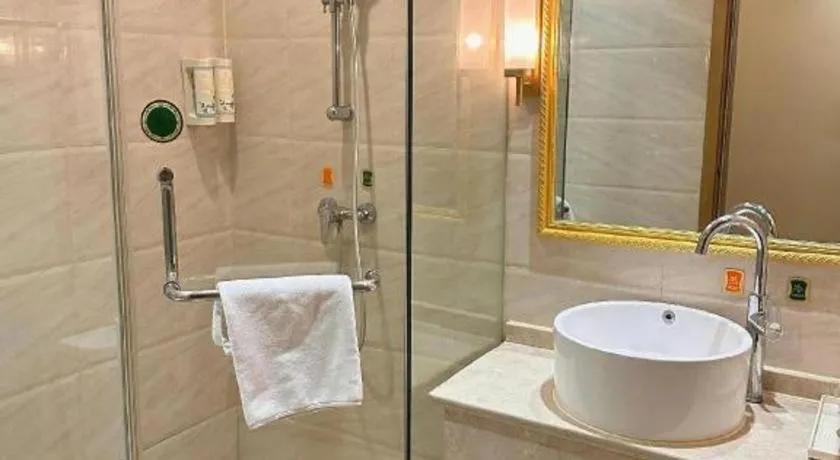 Vienna 3 Best Shanghai Baoshan Fengxiang Road