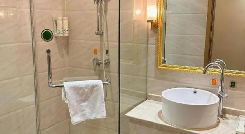 Vienna 3 Best Shanghai Baoshan Fengxiang Road