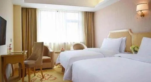 Vienna 3 Best Shanghai Baoshan Fengxiang Road