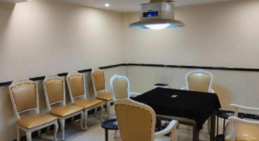 Vienna 3 Best Shanghai Baoshan Fengxiang Road