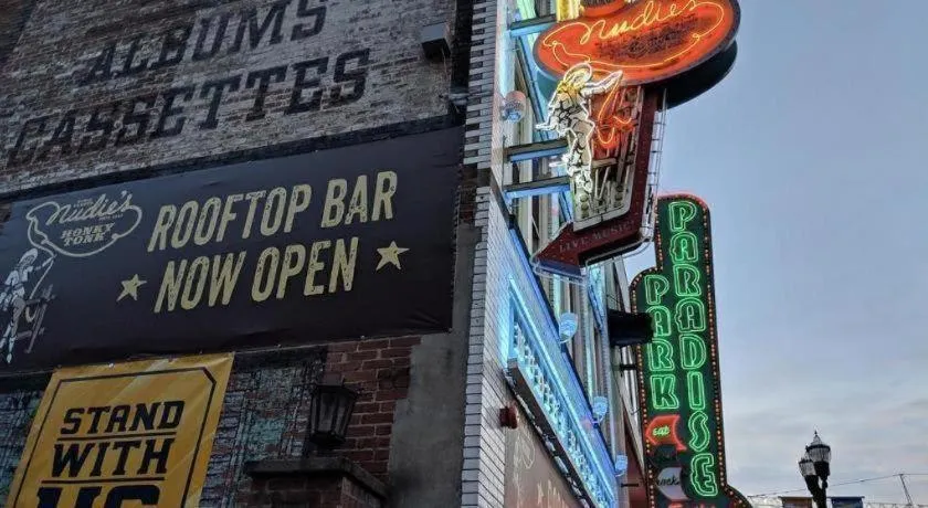 Nashville Downtown Hostel - Adults Only