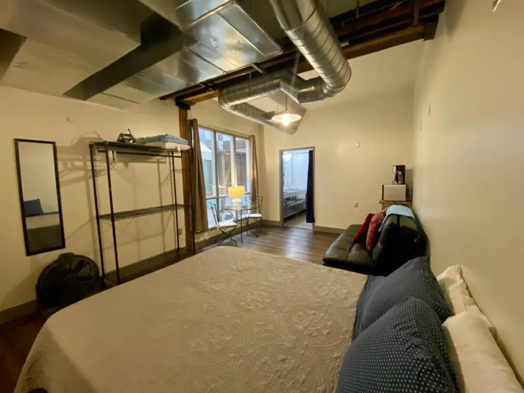 Bed in Nashville Downtown Hostel - Adults Only