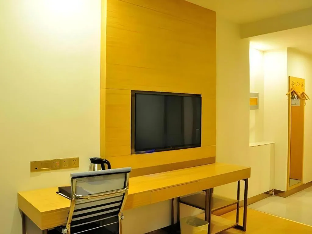 GreenTree Inn Liaocheng Donge Culture Street Express Hotel