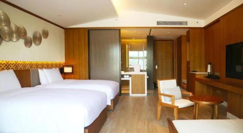 Bed in La Fountain Hotel & Resort Sanya