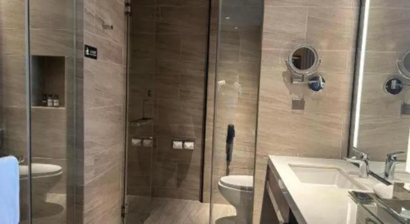 La Fountain Hotel & Resort Sanya