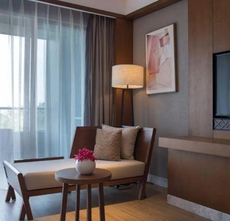 La Fountain Hotel & Resort Sanya