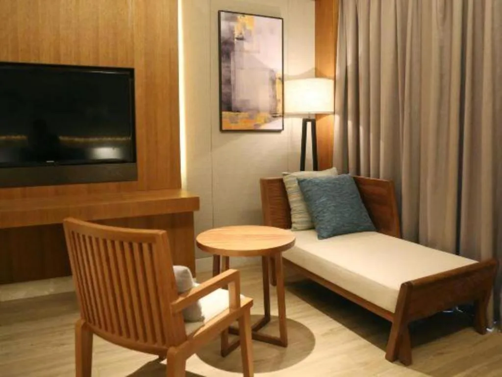 La Fountain Hotel & Resort Sanya