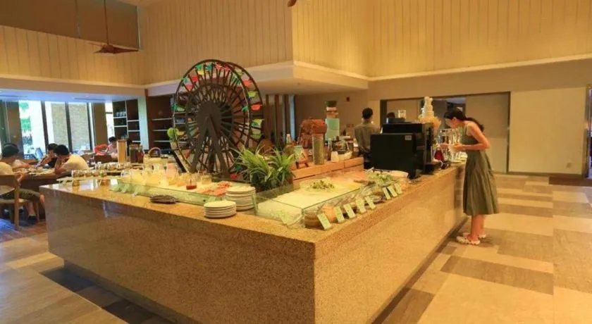 La Fountain Hotel & Resort Sanya