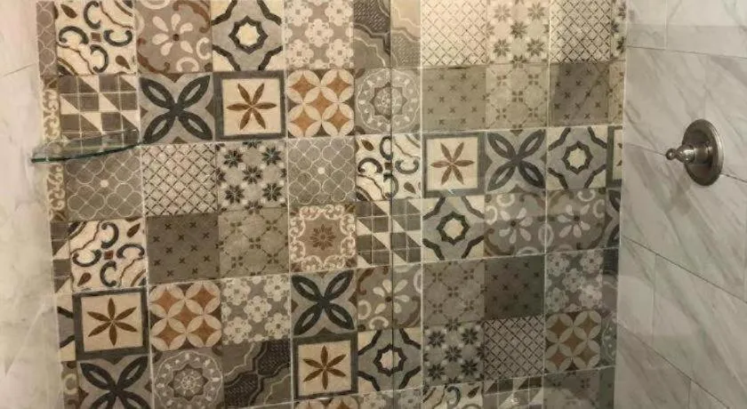 Deep Ellum Hostel - Adults Only