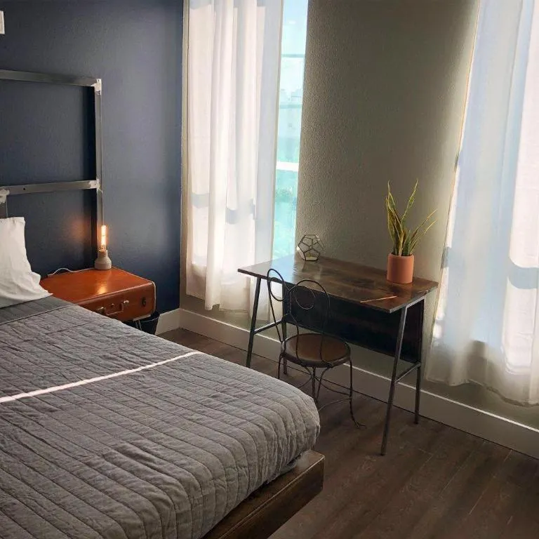 Bed in Deep Ellum Hostel - Adults Only