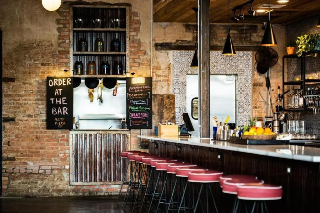 Deep Ellum Hostel - Adults Only