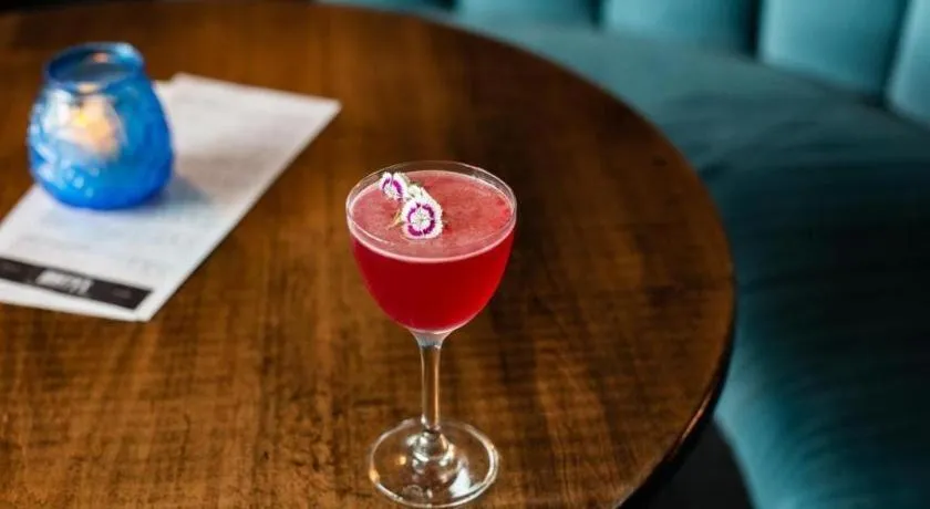 Deep Ellum Hostel - Adults Only