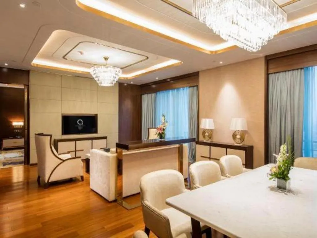 The QUBE Hotel Jingzhou