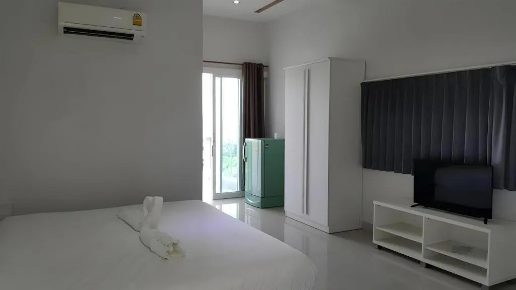 Bed in River Residence Saraburi Hotel