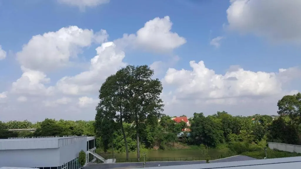 River Residence Saraburi Hotel