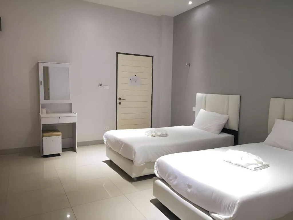 Bed in River Residence Saraburi Hotel