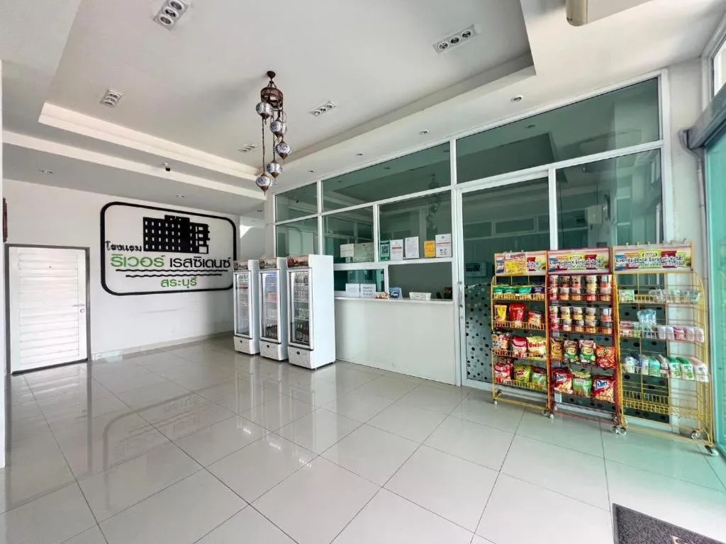 River Residence Saraburi Hotel