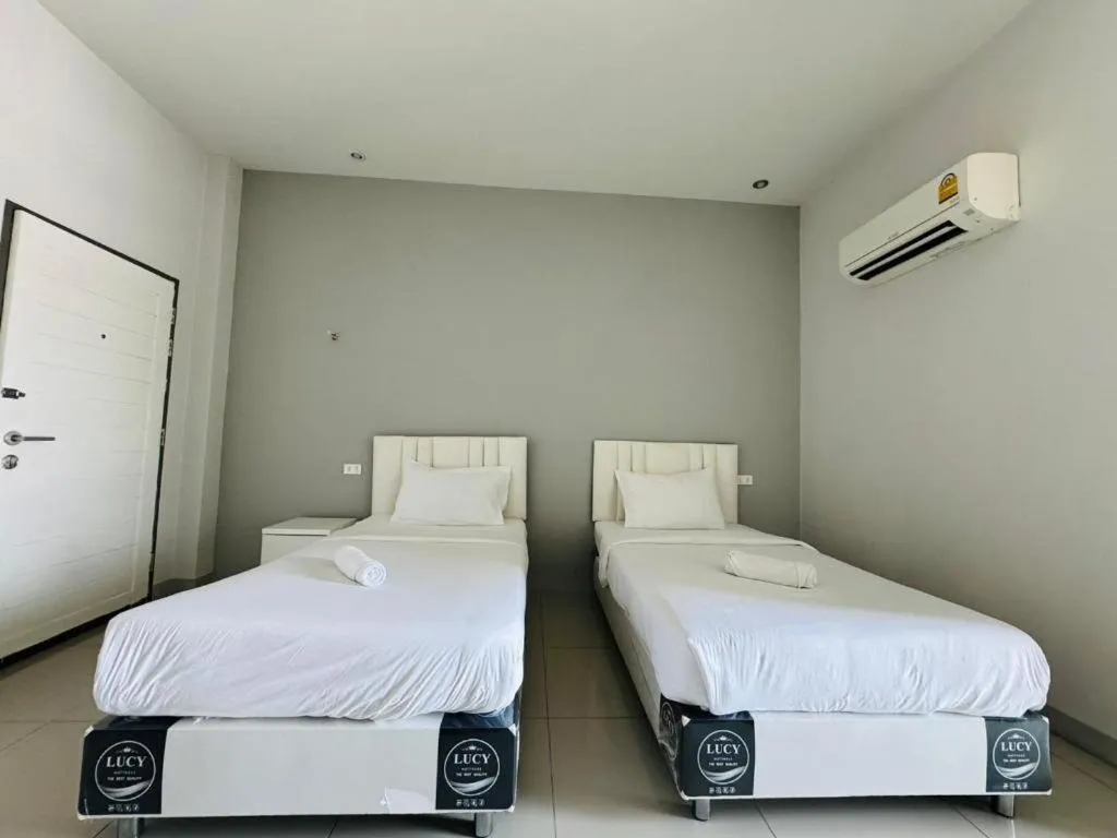 Bed in River Residence Saraburi Hotel