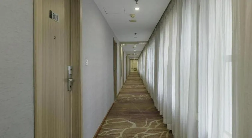 Jingtu hotel zhanjiang dingsheng plaza store