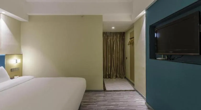 Bed in Jingtu hotel zhanjiang dingsheng plaza store