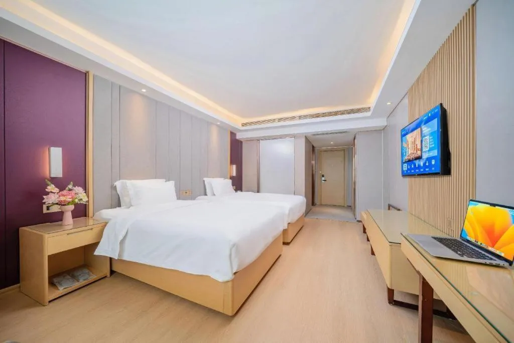 Bed in Lavande Hotels Guangzhou Baiyun Avenue North Metro Station