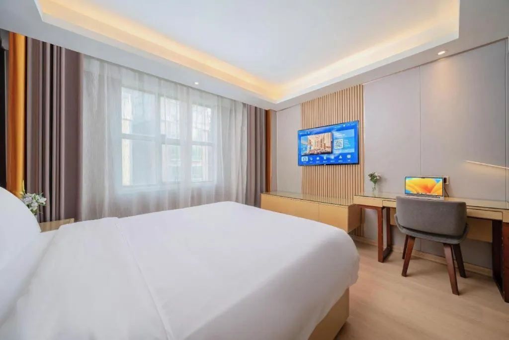 Bed in Lavande Hotels Guangzhou Baiyun Avenue North Metro Station
