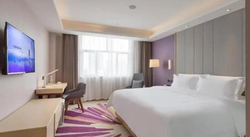 Bed in Lavande Hotels Guangzhou Baiyun Avenue North Metro Station