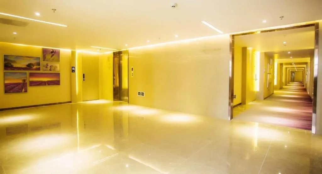 Lavande Hotels Guangzhou Baiyun Avenue North Metro Station