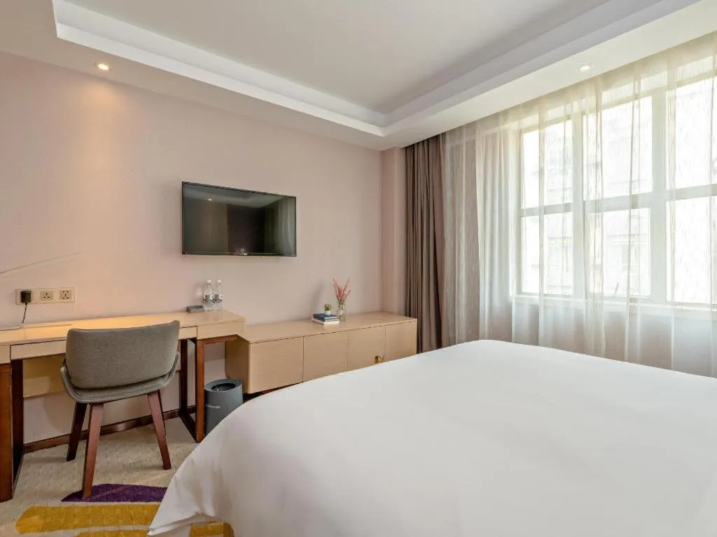 Bed in Lavande Hotels Guangzhou Baiyun Avenue North Metro Station