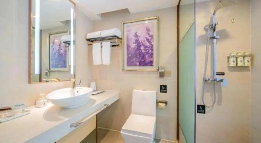 Lavande Hotels Guangzhou Baiyun Avenue North Metro Station