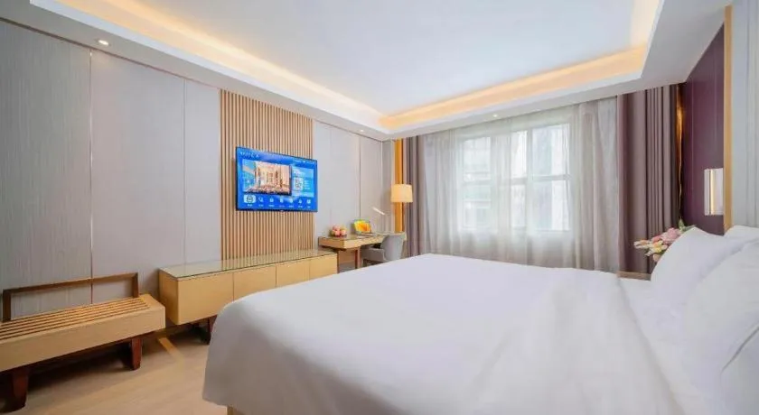 Bed in Lavande Hotels Guangzhou Baiyun Avenue North Metro Station