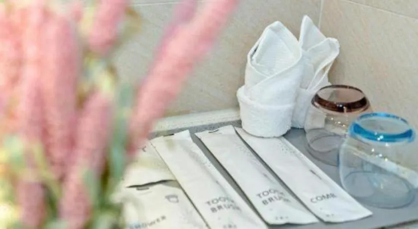 Lavande Hotels Guangzhou Baiyun Avenue North Metro Station