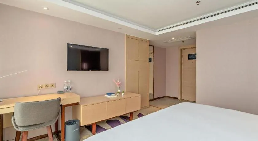 Bed in Lavande Hotels Guangzhou Baiyun Avenue North Metro Station