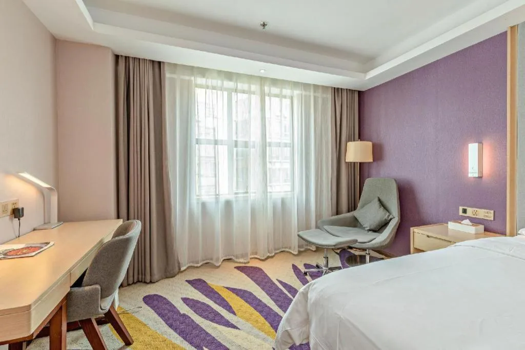 Bed in Lavande Hotels Guangzhou Baiyun Avenue North Metro Station