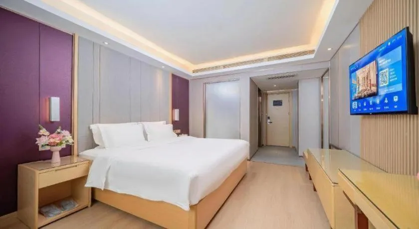 Bed in Lavande Hotels Guangzhou Baiyun Avenue North Metro Station