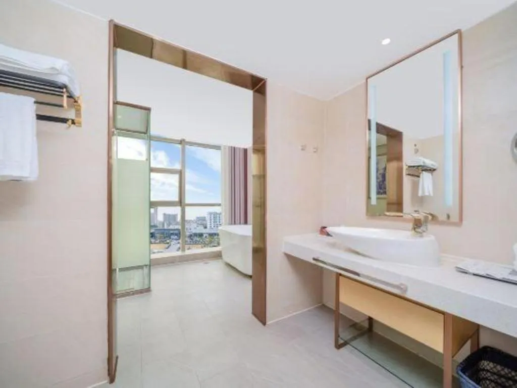 Lavande Hotels Guangzhou Baiyun Avenue North Metro Station