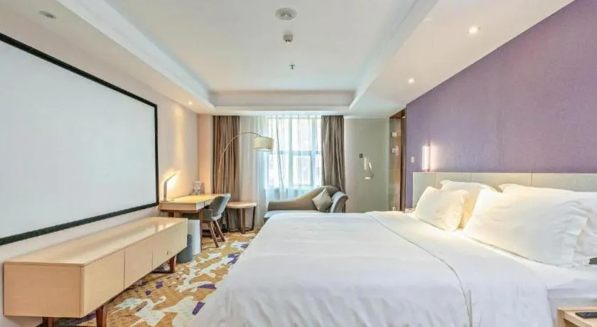 Bed in Lavande Hotels Guangzhou Baiyun Avenue North Metro Station