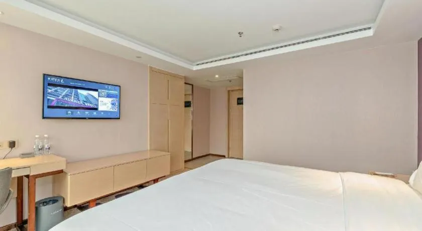 Bed in Lavande Hotels Guangzhou Baiyun Avenue North Metro Station